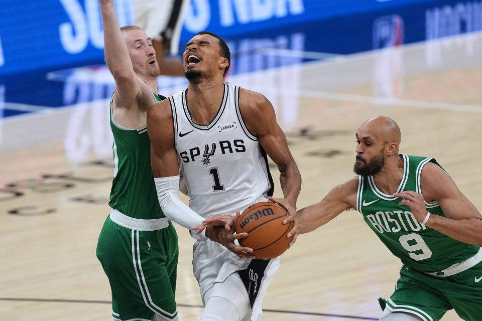 kaiyun中心-8三分轰39+11，文班平生涯纪录！3点助马刺17战16胜连斩争冠大热